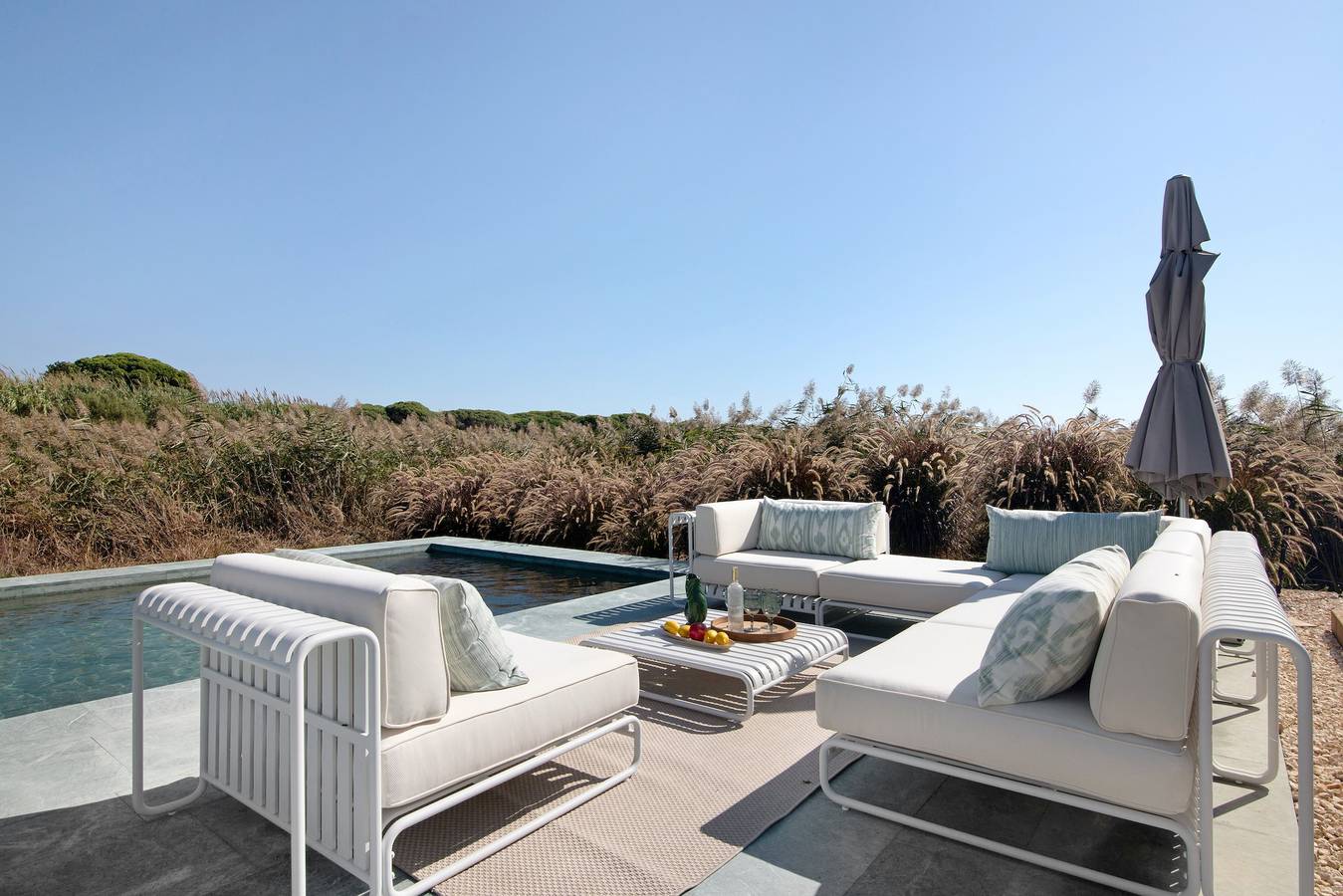 Villa 'Espuma do Tempo' com Piscina Privada in Quarteira, Distrito de Faro