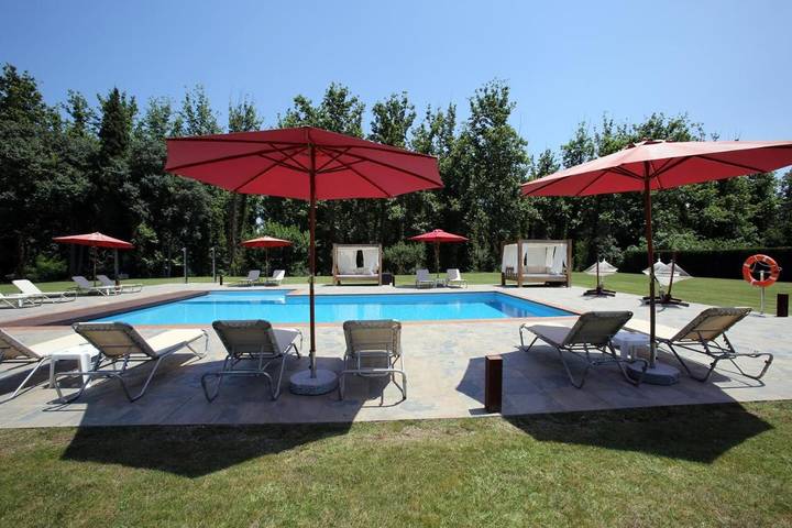 Casa rural para 2 personas, con Terraza y Jacuzzi además de Jardín y Piscina en Bescanó - 4
