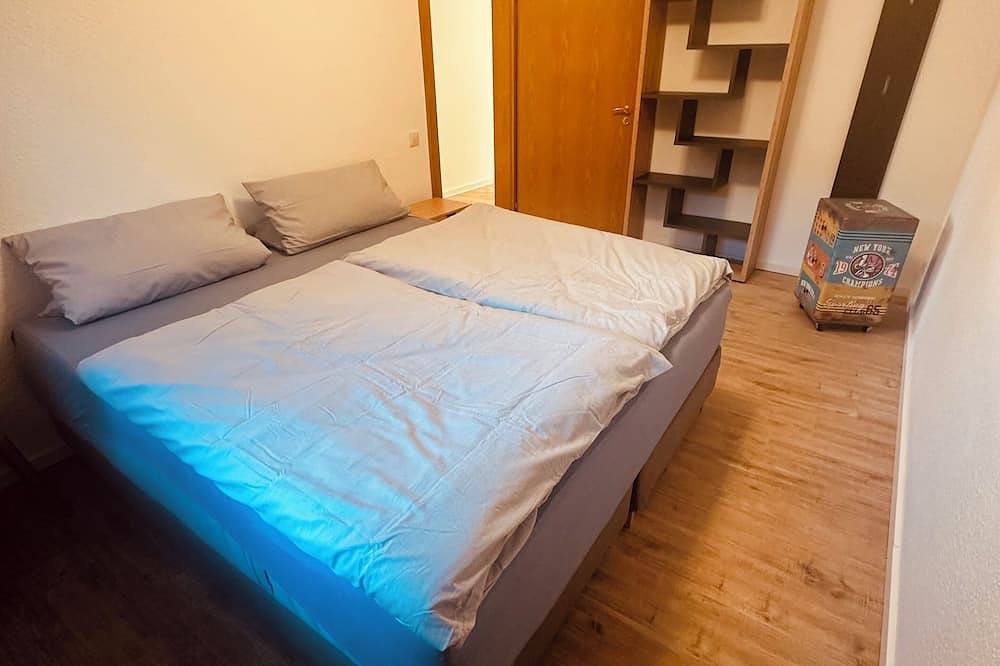Ganze Wohnung, Gemütliche Ferienwohnung im Grünen für erholsame Auszeiten, ruhig, zentrumsnah in Holzminden, Landkreis Holzminden