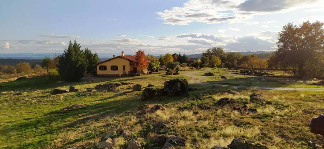 Casa rural con piscina para 10 personas, con vistas además de piscina y jardín en La Vera - 2