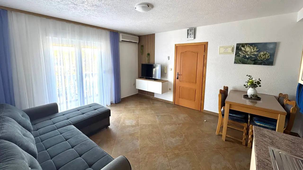 Ganze Ferienwohnung, Ferienwohnung für 5 Personen (35 m²) in Zablaće in Sibenik, Šibenik-Knin