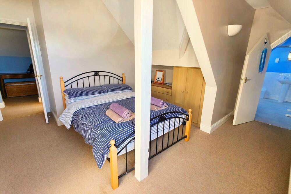 Apartamento entero, Shellsborough Penthouse, sobre el camino de la playa principal de Woolacombe in Woolacombe, Devon