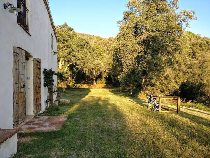 Gîte pour 18 personnes, avec vue ainsi que piscine et jardin, adapté aux familles dans San Celoni - 4