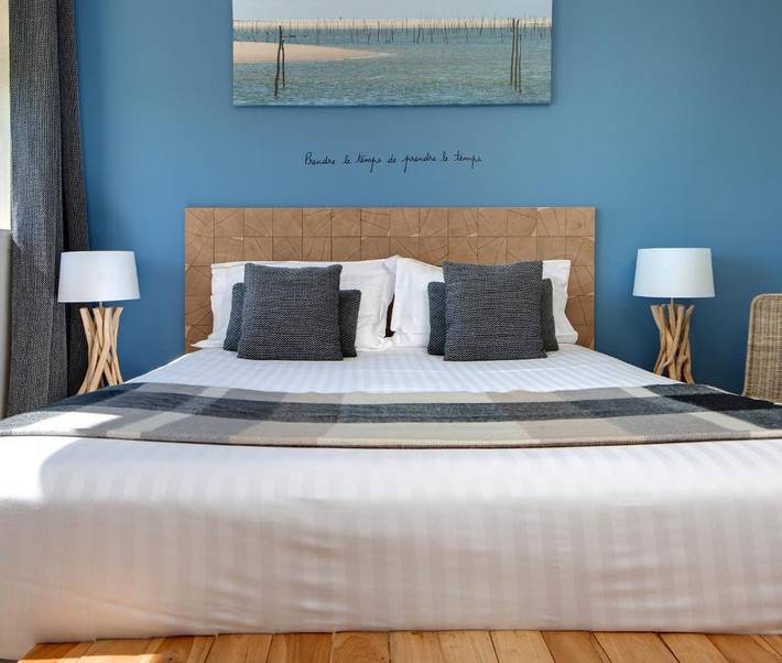 Hôtel pour 2 personnes, avec piscine et jardin, animaux acceptés à Sallebœuf - 2