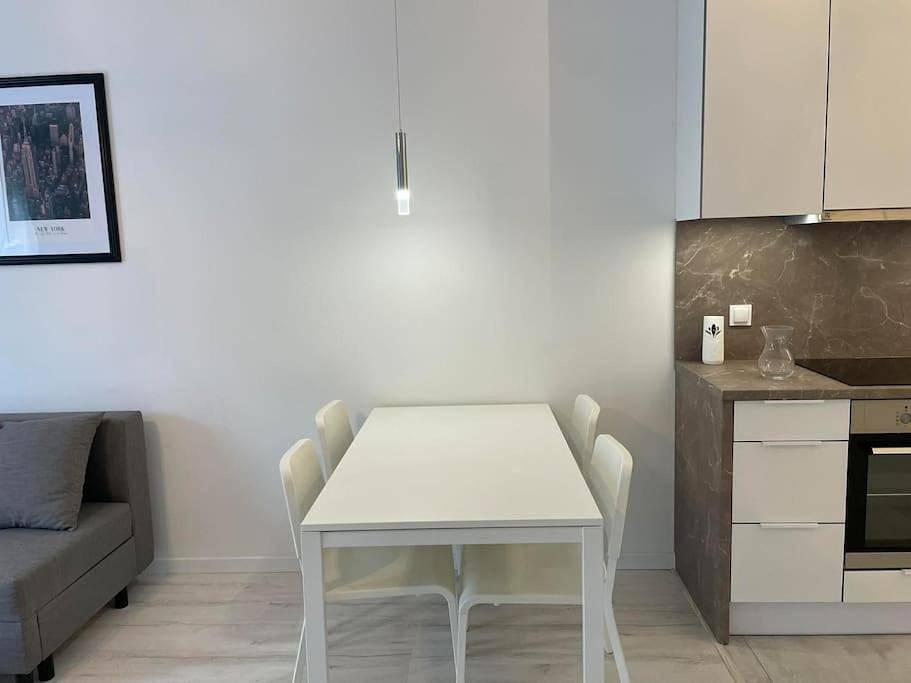 Cały apartament, One-Bedroom Apartment in Białołęka, Warszawa