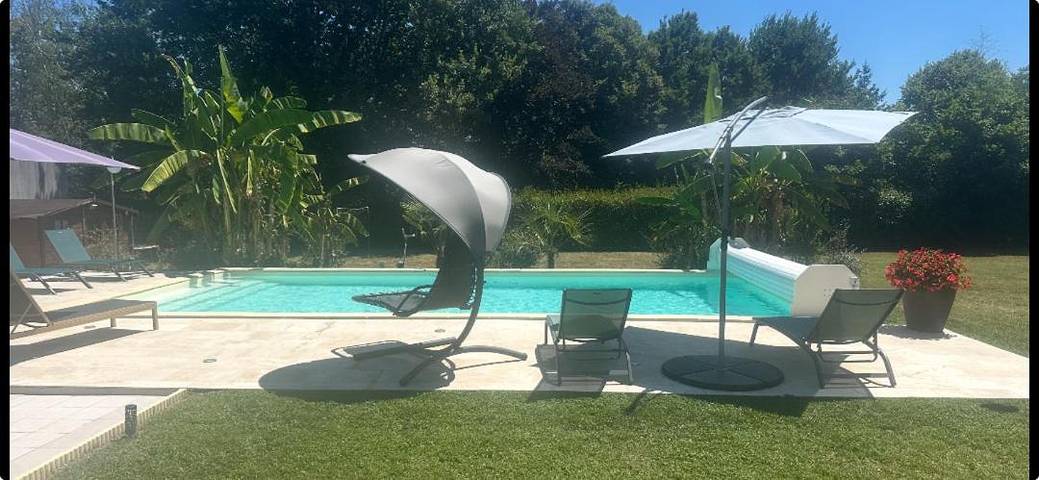 Location de vacances pour 12 personnes, avec piscine ainsi que jacuzzi et jardin à Prigonrieux - 2