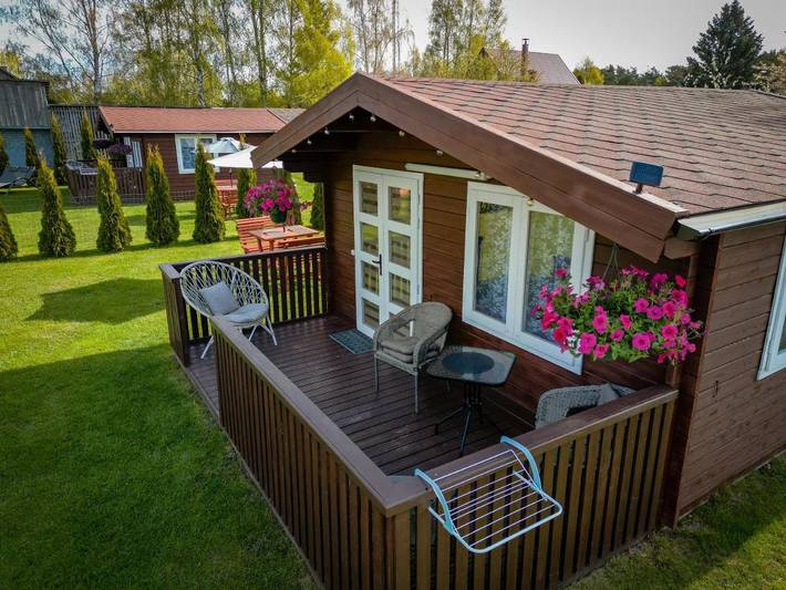 Location de vacances pour 4 personnes, avec vue ainsi que jardin et terrasse dans Kolka