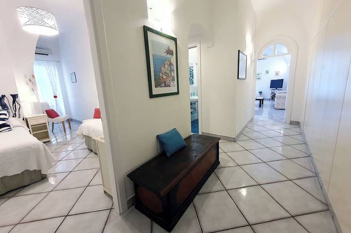 Appartement entier, Vicaria, Sea View, a few steps from beach by Amalfivacation.It in Minori, Sorrento Coast