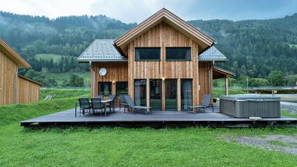 Chalet für 10 Personen, mit Terrasse und Sauna sowie Garten und Whirlpool in Murau