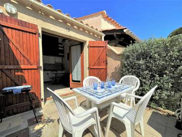 Ferienhaus für 4 Personen, mit Pool und Terrasse, mit Haustier in Gruissan