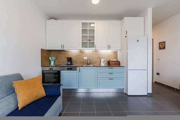 Gîte pour 4 personnes, avec piscine et balcon, adapté aux familles dans Lezhë - 4