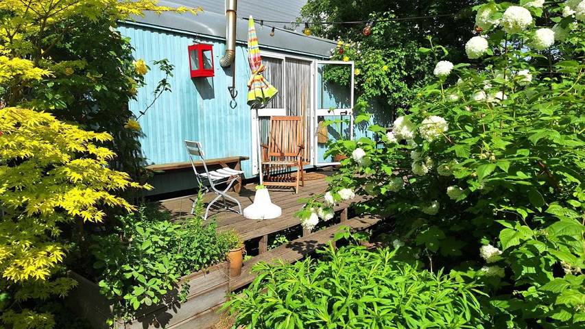 Zelt für 3 Personen, mit Terrasse und Garten sowie Ausblick in Berlin