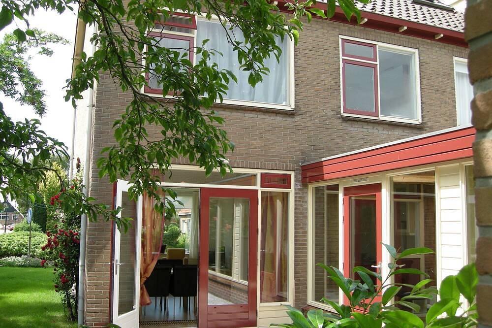 Charmant huis aan het meer in Graft-De Rijp, Nederlandse kust