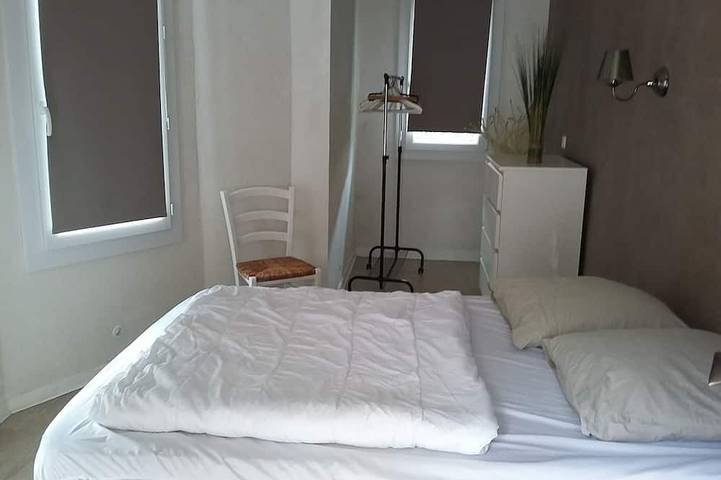 Gîte pour 4 personnes, avec terrasse et jardin, animaux acceptés dans Plage de la Garonnette - 3