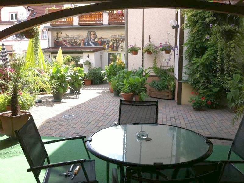Large Double Room in Borna, Hainer See