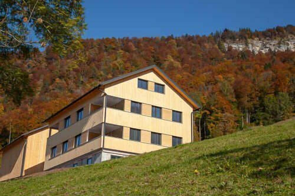 Geheel appartement, Wiesnduft holiday apartment - Panoramahof Bergglück in Mellau, Bregenzerwoud