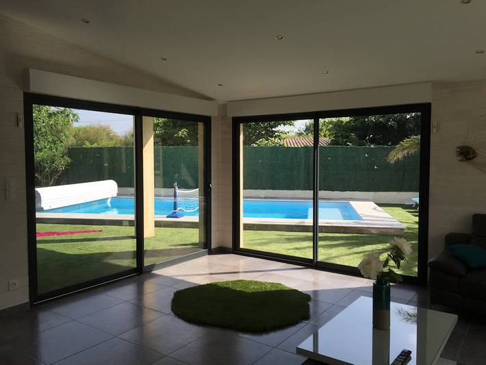 Location de vacances pour 10 personnes, avec terrasse et piscine dans Plage de la Farinette - 4