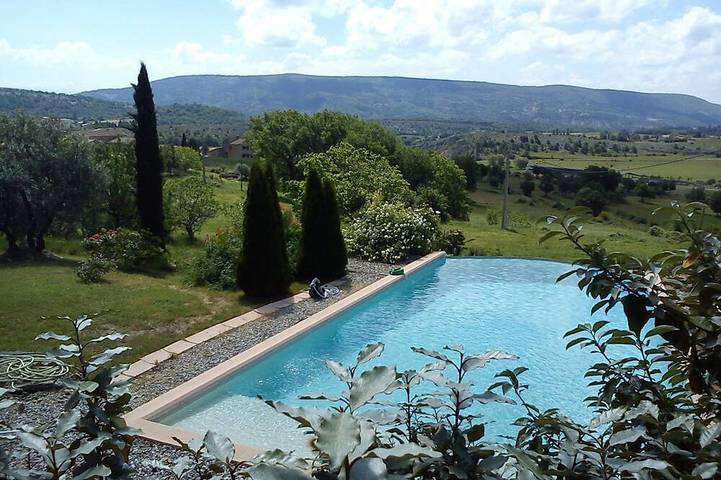 Gîte pour 7 personnes, avec jardin à Ongles