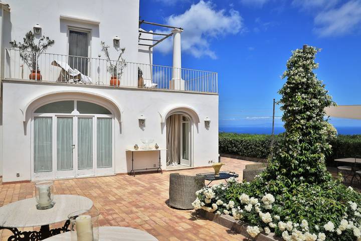 Villa für 6 Personen, mit Terrasse und Ausblick in Capri - 3