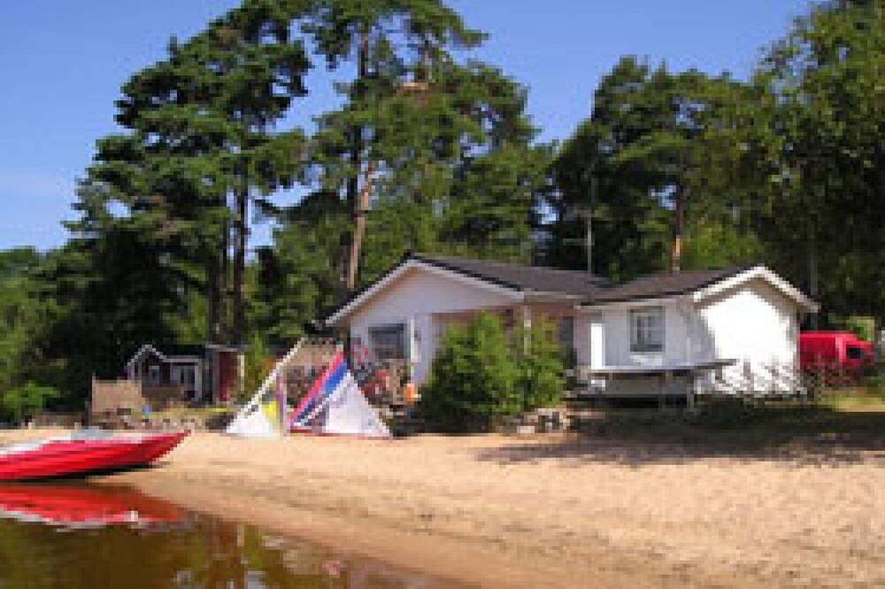 Fantastische Strandlage am See Öresjön in Mark, Västergötland