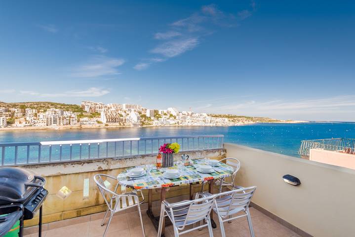 Holiday rental for 4 people, with terrace and ocean view in Malta