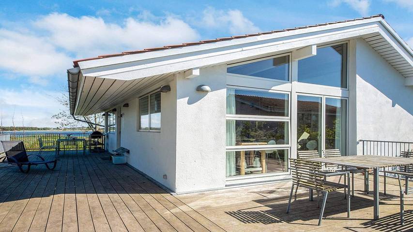 Ferienhaus für 13 Personen, mit Terrasse und Sauna sowie Pool und Whirlpool, mit Haustier in Årøsund - 2