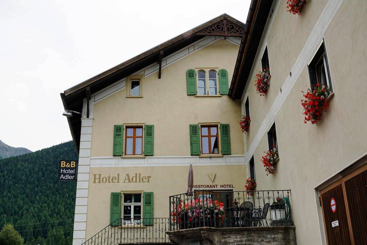 Hotel Adler Garni in Zernez, Unterengadin