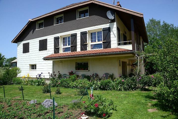 Gîte pour 5 personnes, avec jardin ainsi que terrasse et vue - 1