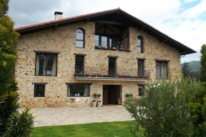 Holiday home for 12 people, with garden and balcony - 1