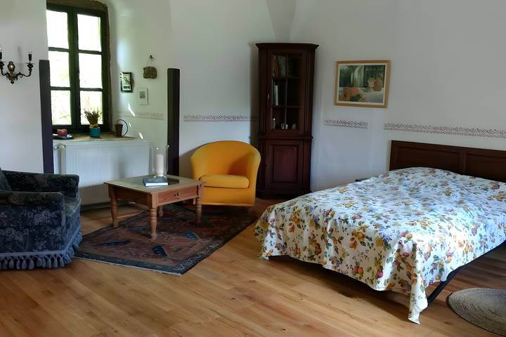 Séjournez au château de Höllrich avec jardin et Wi-Fi – jusqu’à 8 personnes in Maindreieck
