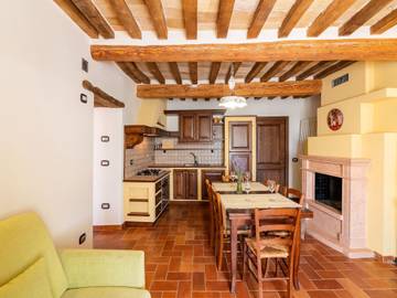 Agriturismo per 8 Persone in Cagli, Valle del Metauro, Foto 3