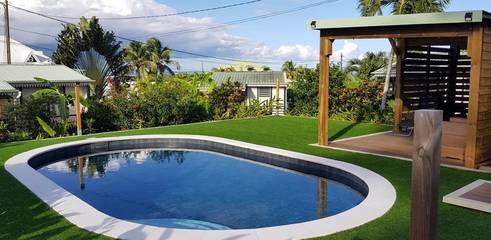 Gîte pour 6 personnes, avec piscine et jardin à Goyave (Guadeloupe)