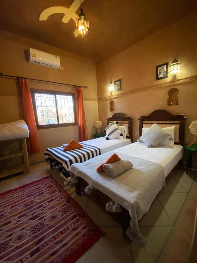 Chambre d’hôte pour 2 personnes, avec vue et jardin