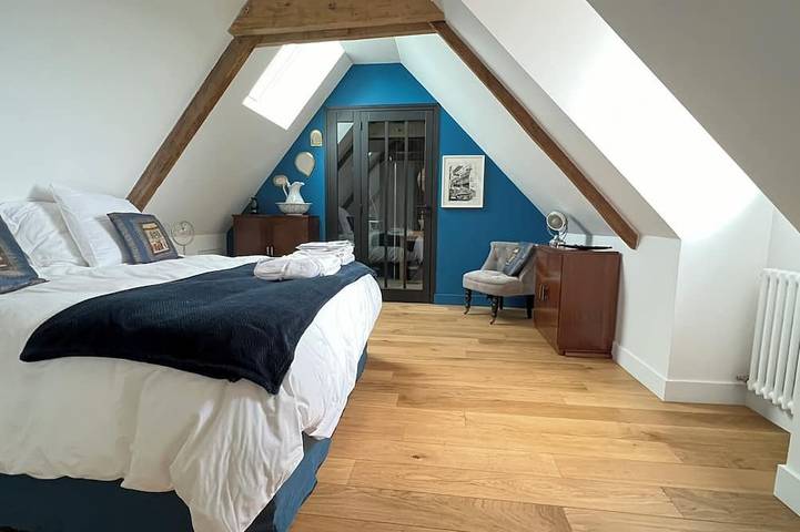 Location de vacances pour 20 personnes, avec jardin à Anlhiac - 2