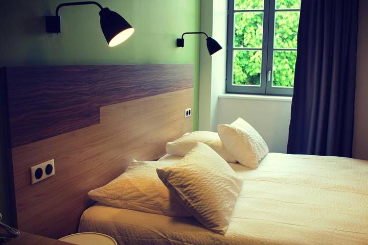 Hôtel pour 4 personnes, avec jardin ainsi que sauna et jacuzzi à Saint-Félicien - 3