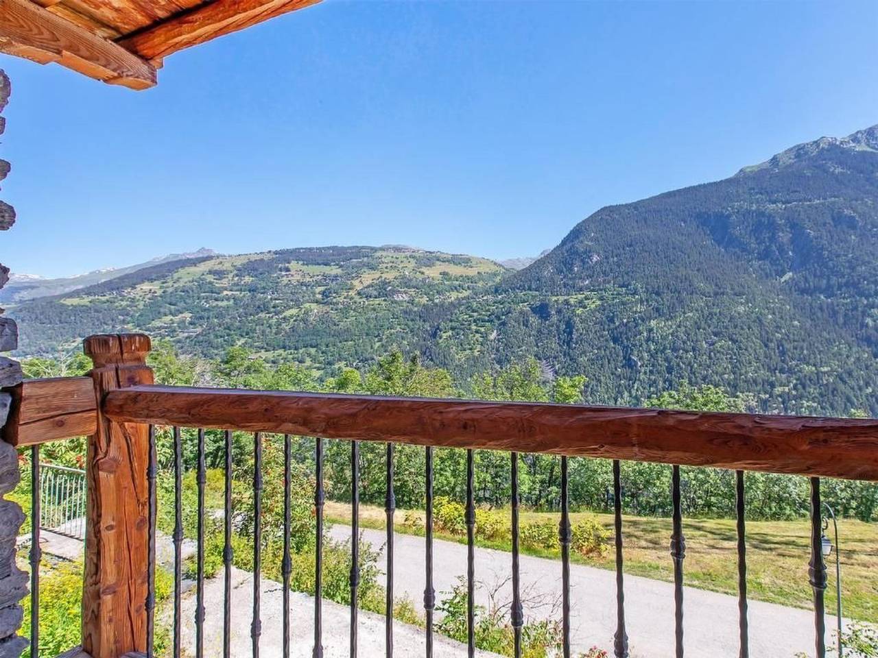 Luxus-Apartment mit Bergblick, Balkon & Sauna nahe Skigebiet in Villaroger, Albertville und Umgebung