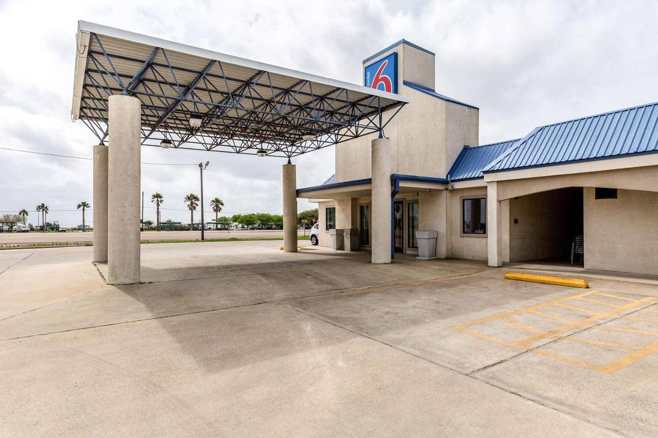Motel 6 Port Lavaca Tx in Port Lavaca, Matagorda Bay