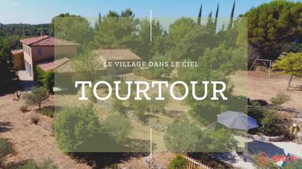 Maison d’hôte pour 4 personnes, avec piscine et jardin ainsi que terrasse et vue à Tourtour