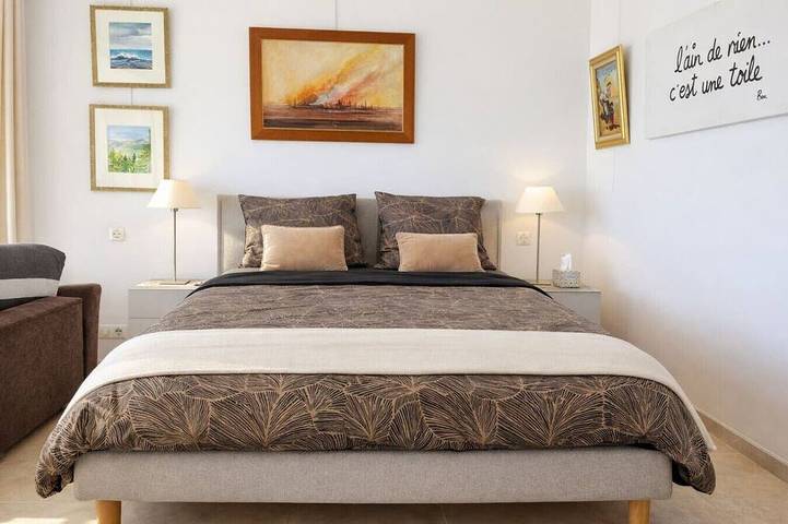 Gîte pour 4 personnes, avec balcon dans Plage de la Pierre au Tambour - 3