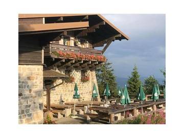 Ferienwohnung für 4 Personen, mit Garten und Balkon in Hinterschmiding