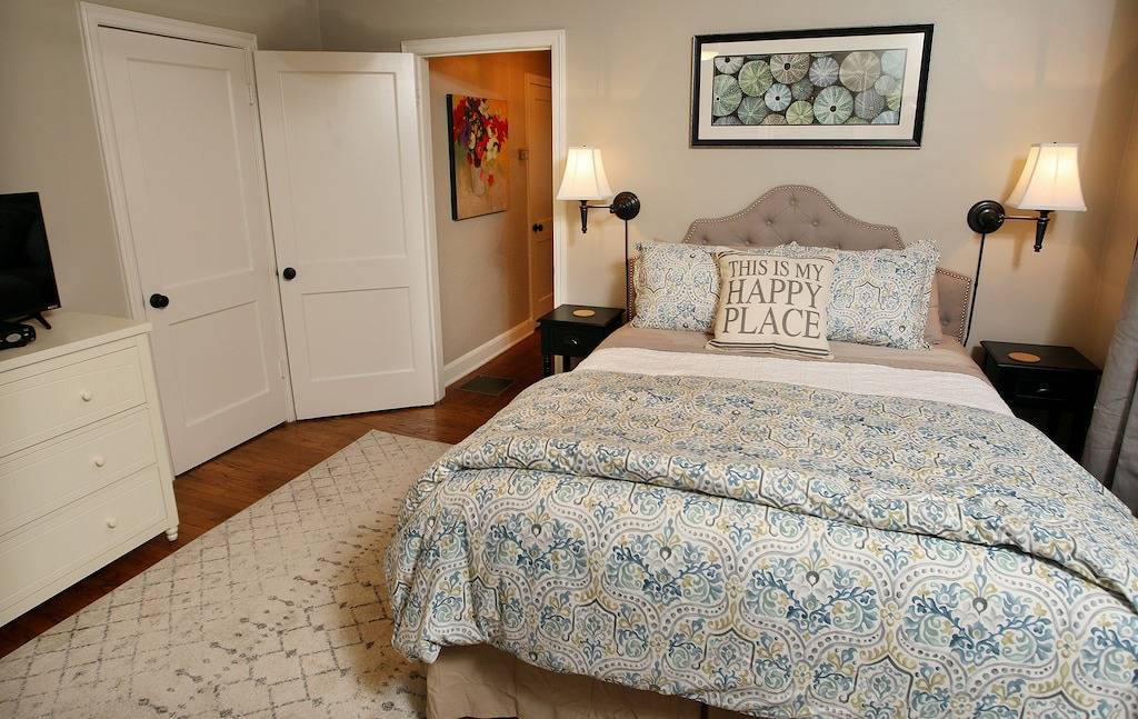 Ganze Wohnung, Grüne Tür ...: Renoviertes gemütliches Ferienhaus in zentraler Lage in Memphis, Tennessee