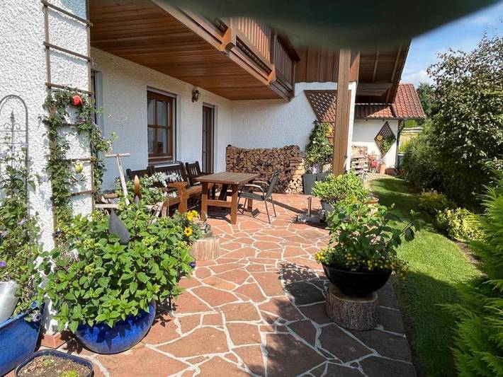 Ferienwohnung für 5 Personen, mit Ausblick und Terrasse - 1