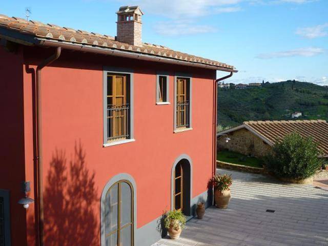 Agriturismo per 3 persone, con giardino e panorama in Carmignano