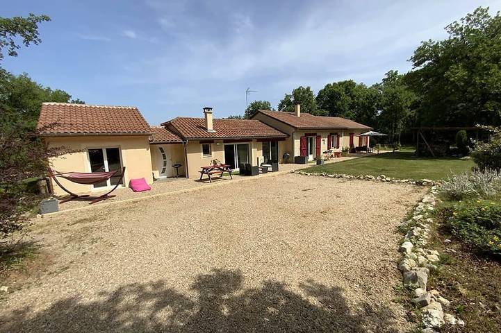 Gîte pour 4 personnes, avec Jardin à Carlucet