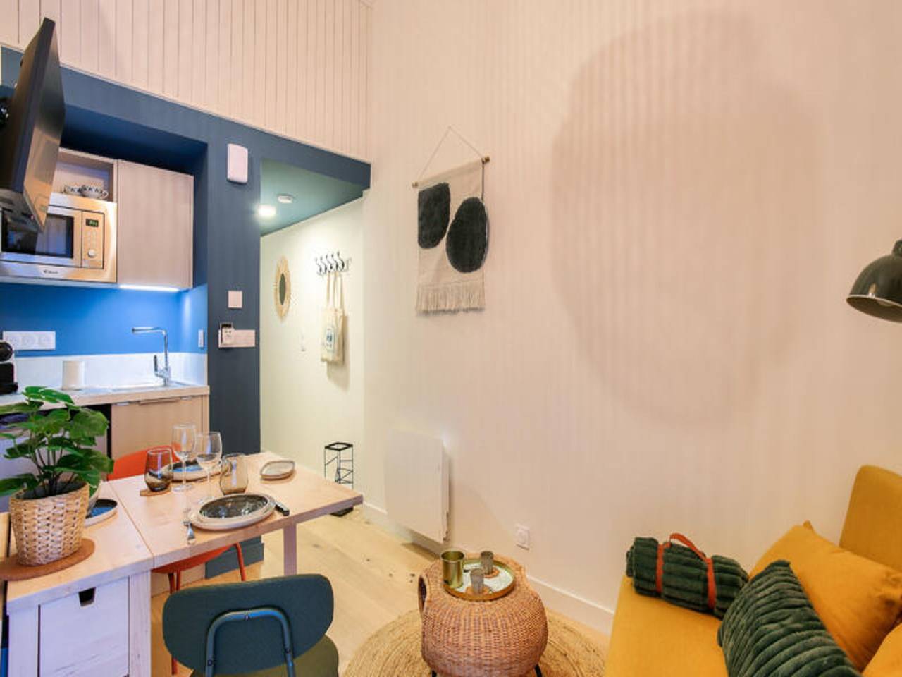 Entire apartment, Apartment in Dinard near Port la Vicomte in Dinard, Saint-Malo region