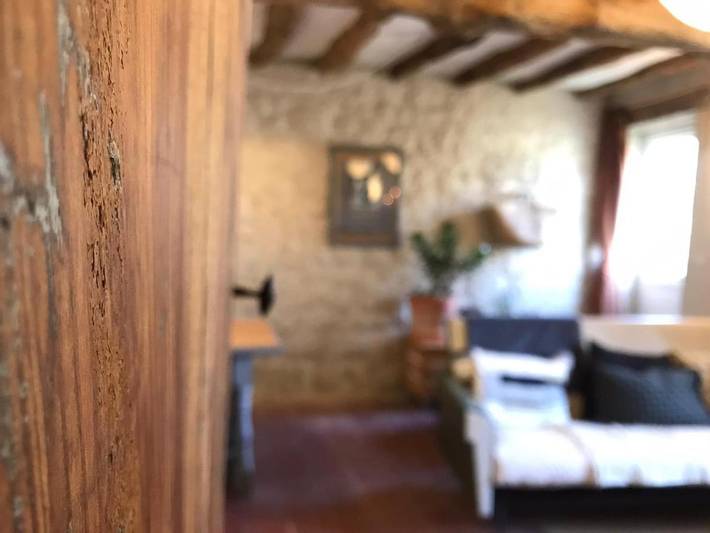 Location de vacances pour 4 personnes, avec terrasse et jardin à Cinais - 4
