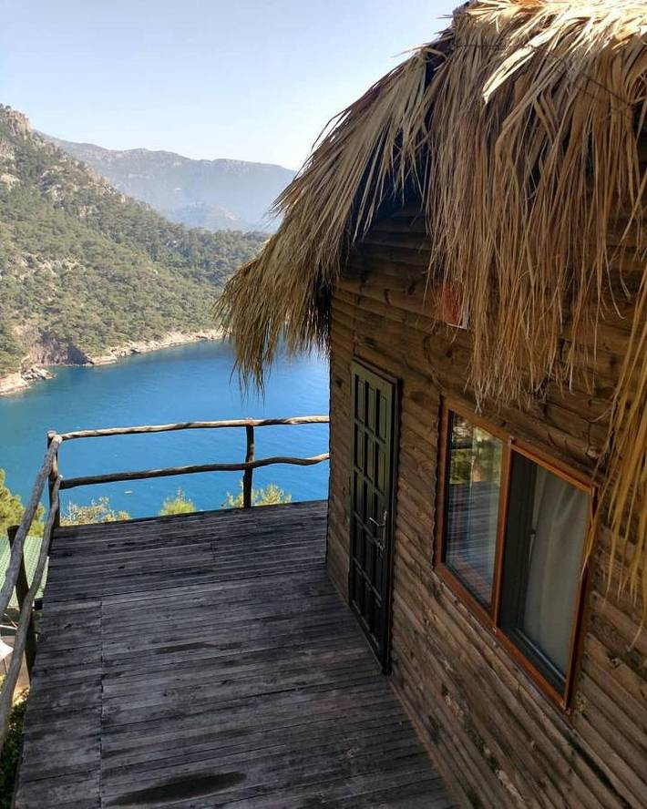 Cottage pour 2 personnes, avec balcon et jardin ainsi que piscine et vue