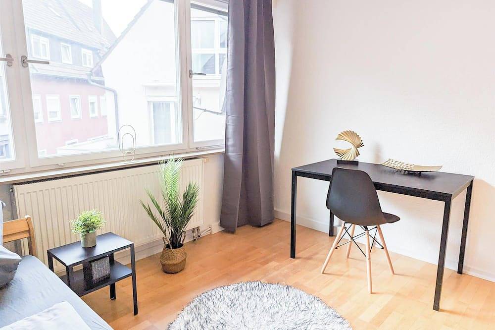 Entire apartment, Uefa | Esslingen City Apartment 3 Rooms Wasen in Esslingen, Landkreis Esslingen