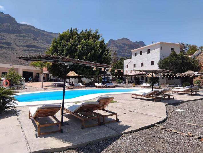 Resort para 4 personas, con Terraza y Jardín además de Piscina y Sauna en Canarias