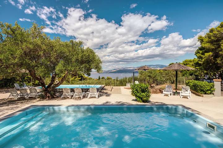 Camping für 6 Personen, mit Terrasse und Pool in Dalmatien - 3